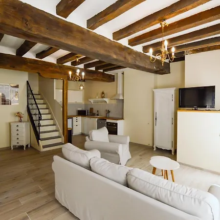 Le Logis Du Beffroi Holiday home *